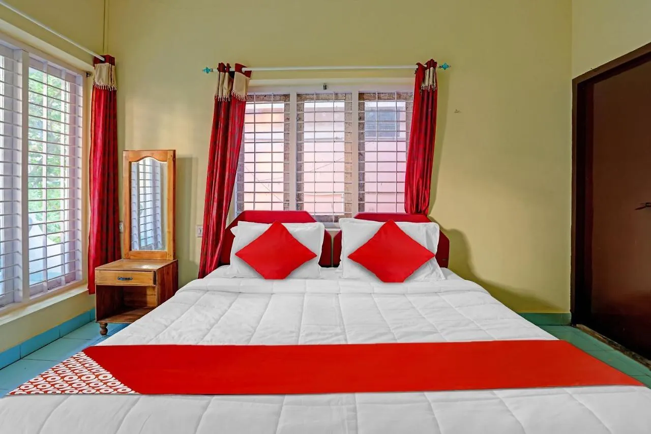 *** Hotel Oyo Flagship Sea Side Ayurvedic Beach Resort Kovalam Indie